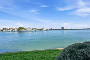 868 Bayway Blvd, Clearwater Beach, FL 33767 - Photo 1