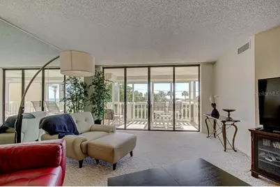 6500 Sunset Way #112, Saint Pete Beach, FL 33706 - Photo 9