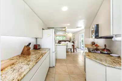 6613 Flamingo Way S, Saint Petersburg, FL 33707 - Photo 7