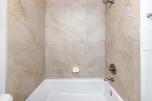 6613 Flamingo Way S, Saint Petersburg, FL 33707 - Photo 31