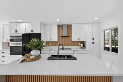 17607 Rockledge Avenue, Spring Hill, FL 34610 - Photo 9