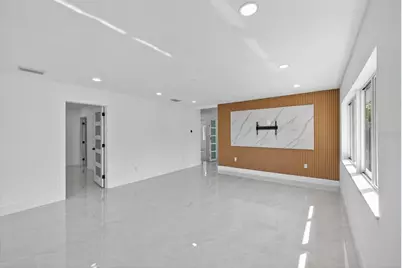 17607 Rockledge Avenue, Spring Hill, FL 34610 - Photo 5