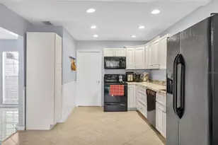 128 Euclid Ave, Seffner, FL 33584 - Photo 11