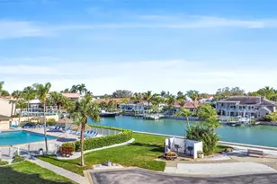 4900 Brittany Dr S, Saint Petersburg, FL 33715 - Photo 5