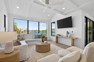 8505 Blind Pass Dr, Treasure Island, FL 33706 - Photo 7