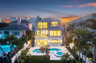 8505 Blind Pass Dr, Treasure Island, FL 33706 - Photo 1