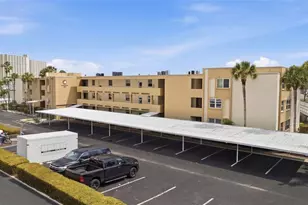 7465 Bay Island Dr S, South Pasadena, FL 33707 - Photo 3