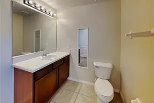 2004 Abbey Trace Dr, Dover, FL 33527 - Photo 3