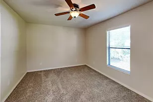 2004 Abbey Trace Dr, Dover, FL 33527 - Photo 7