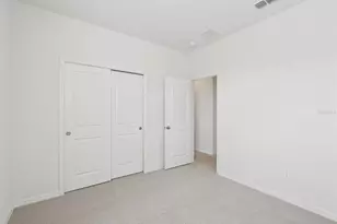 9009 Venetia Ct, Palmetto, FL 34221 - Photo 15