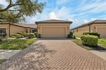 210 Shell Falls Drive, Apollo Beach, FL 33572 - Photo 1