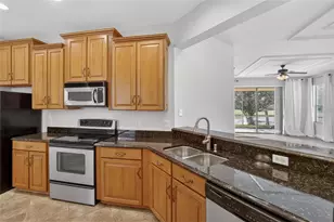 210 Shell Falls Dr, Apollo Beach, FL 33572 - Photo 3