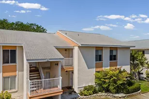 9940 7th Way N, Saint Petersburg, FL 33702 - Photo 3