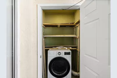 9940 7th Way N #204, Saint Petersburg, FL 33702 - Photo 29