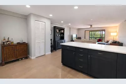 4651 1st Street NE #303, Saint Petersburg, FL 33703 - Photo 7