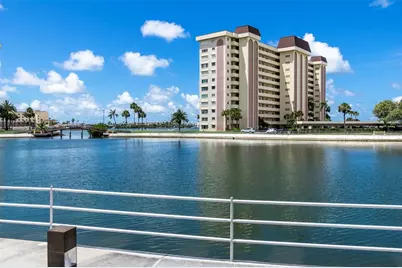 4725 Cove Circle #207, Saint Petersburg, FL 33708 - Photo 21