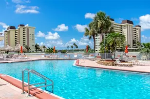 4725 Cove Cir, Saint Petersburg, FL 33708 - Photo 25