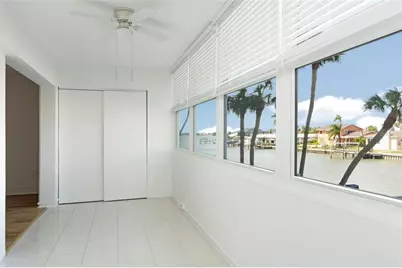 4725 Cove Circle #207, Saint Petersburg, FL 33708 - Photo 19