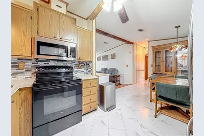 10190 N Lake Drive #48, Largo, FL 33773 - Photo 7