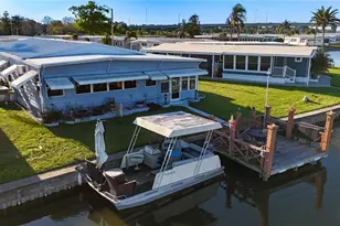 10190 N Lake Dr, Largo, FL 33773 - Photo 31