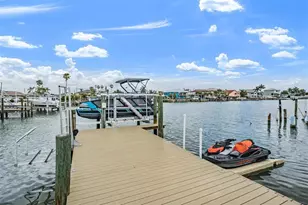 11425 5th St E, Treasure Island, FL 33706 - Photo 37