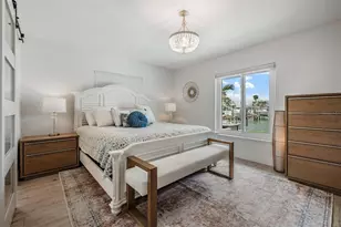 11425 5th St E, Treasure Island, FL 33706 - Photo 13