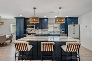11425 5th St E, Treasure Island, FL 33706 - Photo 7