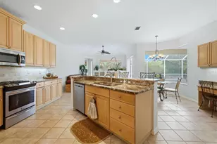 6653 Windjammer Pl, Lakewood Ranch, FL 34202 - Photo 9