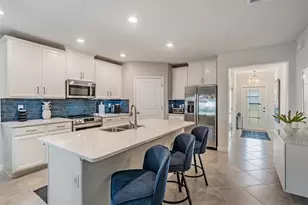 10191 Echo Dock Loop, San Antonio, FL 33576 - Photo 7