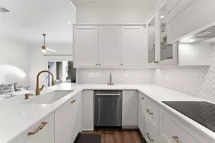 625 Tropical Breeze Wy, Tampa, FL 33602 - Photo 13