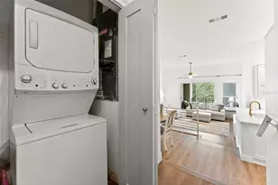 625 Tropical Breeze Wy, Tampa, FL 33602 - Photo 29