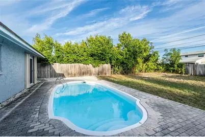 12401 Rose Street, Seminole, FL 33772 - Photo 25