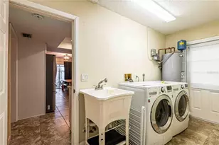 12401 Rose St, Seminole, FL 33772 - Photo 15