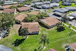 401 Dorchester Pl, Sun City Center, FL 33573 - Photo 33