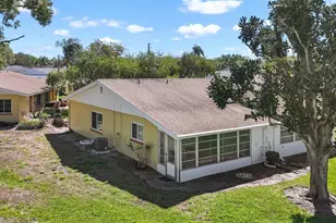 401 Dorchester Pl, Sun City Center, FL 33573 - Photo 31