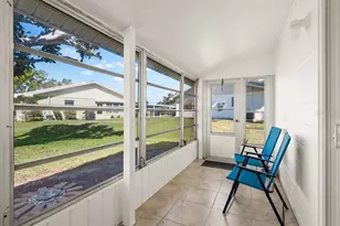 401 Dorchester Pl, Sun City Center, FL 33573 - Photo 27