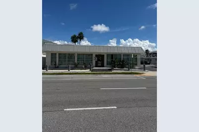 17477 Gulf Boulevard, Redington Shores, FL 33708 - Photo 3