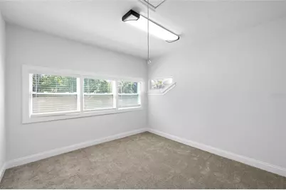 718 34th Avenue S, Saint Petersburg, FL 33705 - Photo 31