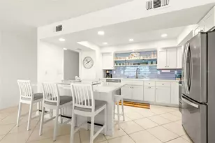 1848 Shore Dr S, South Pasadena, FL 33707 - Photo 9