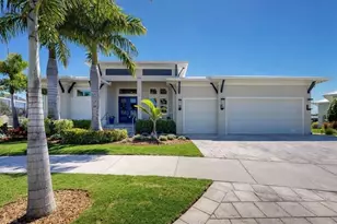 716 Pinckney Dr, Apollo Beach, FL 33572 - Photo 7