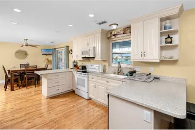 2601 Bay Boulevard, Indian Rocks Beach, FL 33785 - Photo 5