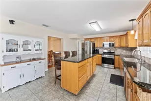 8230 128th St, Seminole, FL 33776 - Photo 21