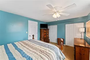 8230 128th St, Seminole, FL 33776 - Photo 33