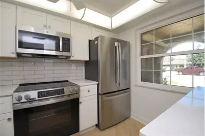 4136 Stratford Drive #4136, New Port Richey, FL 34652 - Photo 7