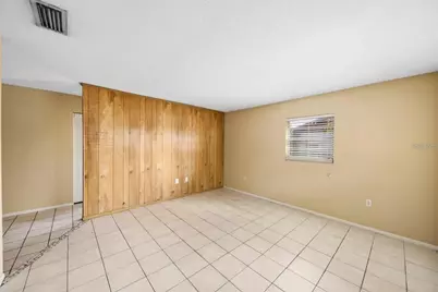 1003 65th Avenue W, Bradenton, FL 34207 - Photo 5