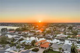 1939 Hawaii Ave NE, Saint Petersburg, FL 33703 - Photo 45