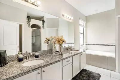 11882 Thicket Wood Drive, Riverview, FL 33579 - Photo 21