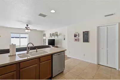 5044 Dancing Bay Lane, Wesley Chapel, FL 33543 - Photo 9