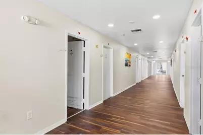 820 15th Street N, Saint Petersburg, FL 33705 - Photo 19
