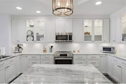 17715 Gulf Boulevard #306, Redington Shores, FL 33708 - Photo 9